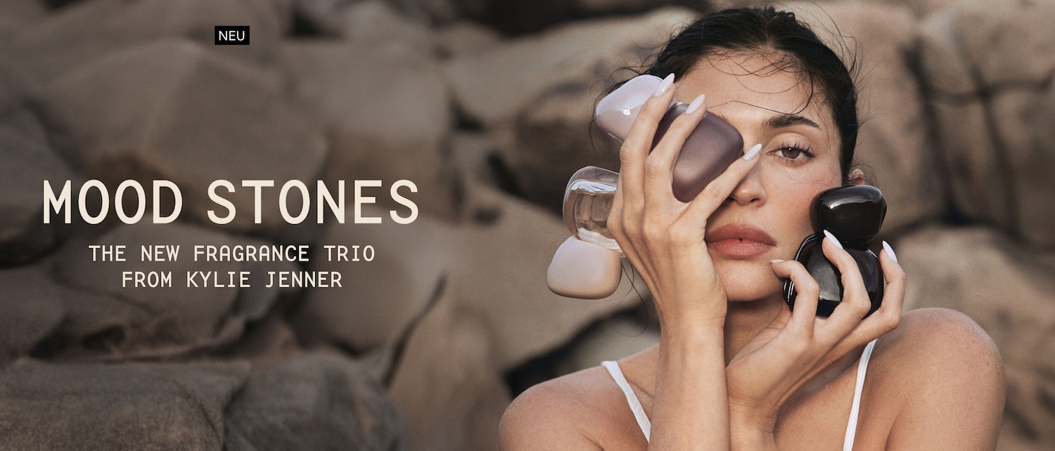 26-08-Brand-Activation-Kylie-Fragrances-Mood-Stones-Hero-Teaser-L-3072x1314-DE.jpg