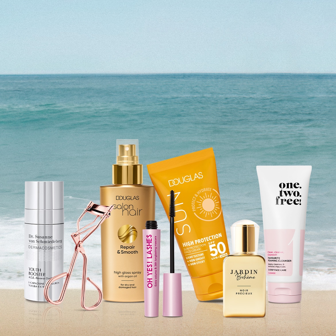 Am Strand präsentiert: Dr. Susanne von Schmiedeberg Youth Booster, Douglas Salon Hair Repair Spray, Oh Yes! Lashes Mascara, Jardin Bohème Noir Précieux und One.Two.Free! Reinigungsschaum.