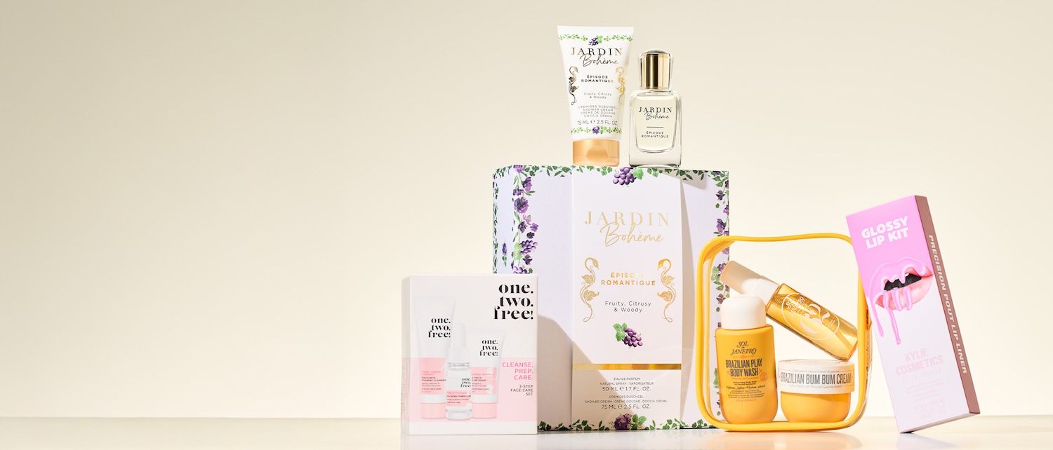 Entdecken Sie eine Auswahl an Schönheitsprodukten, darunter Jardin Bohème Duschgel und Parfüm, One.Two.Free! Gesichtspflegeset, Sol Janeiro Body Wash und Bum Bum Cream sowie ein Kylie Cosmetics Glossy Lip Kit.