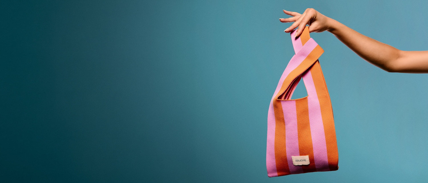 SD-82644_AT_Teaser_Summer-Bag_Hero-XL-3072x1314.jpg